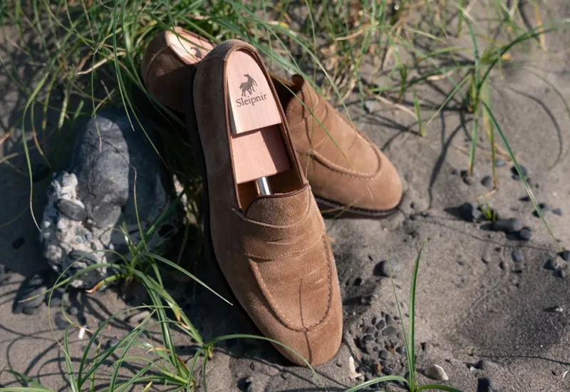 ブルネロクチネリ Suede Penny Loafer