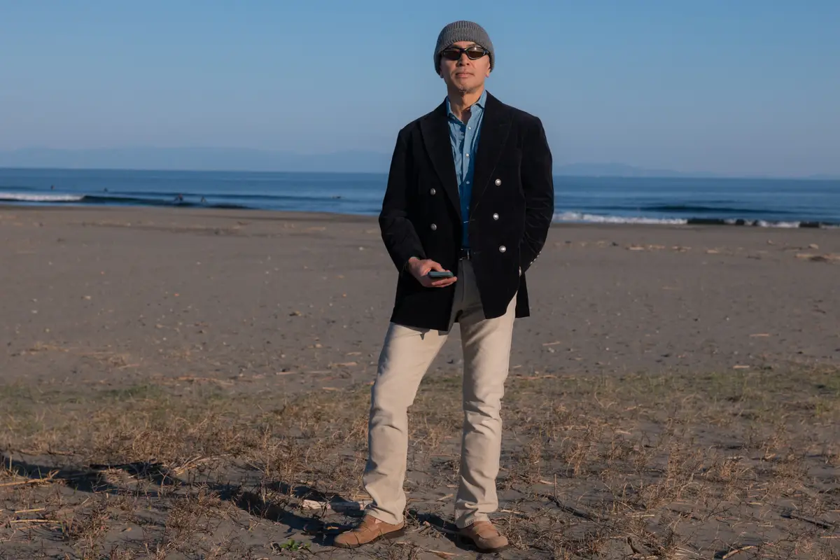 Brunello Cucinelli コーデュロイジャケット 細身のコットンパンツとの組み合わせ